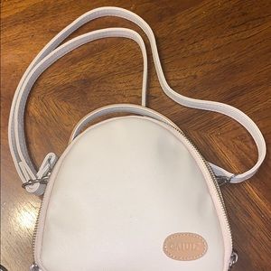 ⭐️Tan Camera Bag⭐️